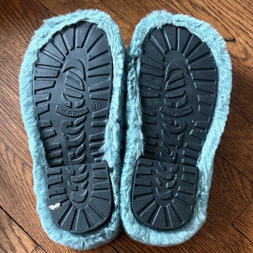 Fluffy Blue Slippers